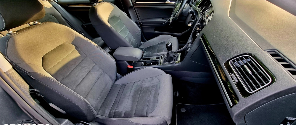 Volkswagen Golf cena 49999 przebieg: 200000, rok produkcji 2019 z Wieleń małe 407